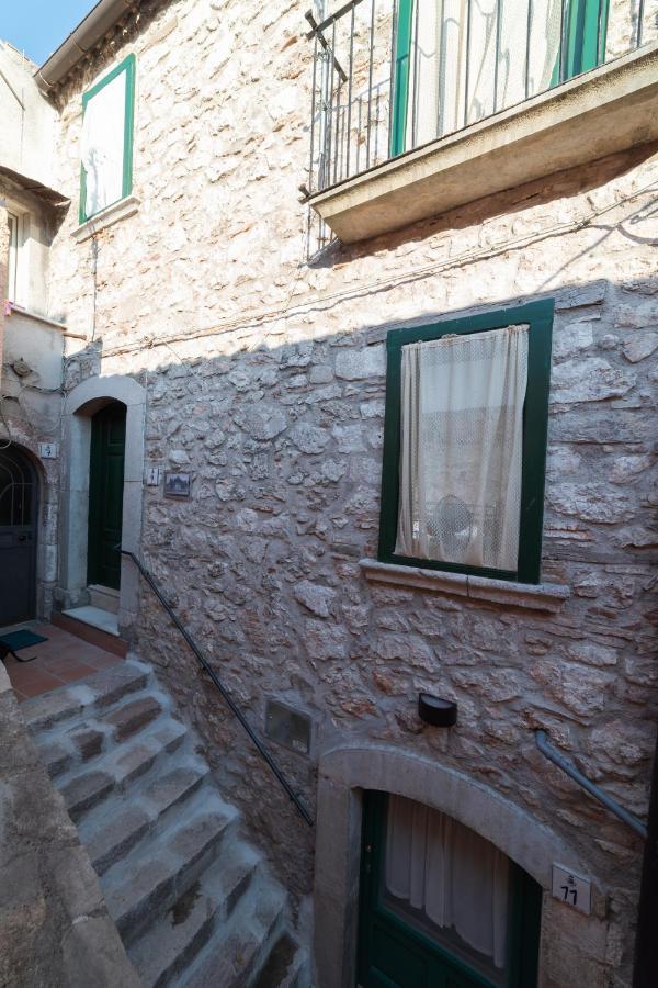 La Casa Di Duilia Bed and Breakfast Fornelli Buitenkant foto